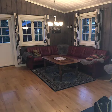 Holiday home Skeitunet